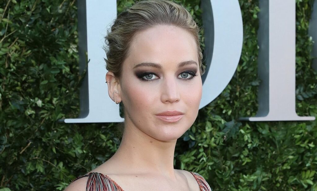 ジェニファー・ローレンスとエマ・ストーンがミス・ピギーの映画を共同プロデュース - SCREEN ONLINE（スクリーンオンライン）