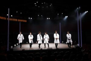 「幕末維新」がテーマ、『時をかけ・る2』が開幕　安西慎太郎、木ノ本嶺浩、松田岳、前川優希、内藤大希、平野良ら初日コメント＆舞台写真到着 | SPICE - エンタメ特化型情報メディア スパイス