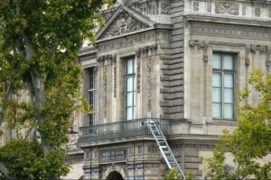 安易すぎるパスワード、後回しの警備強化…お粗末すぎたルーブル美術館の防犯対策 – CNN.co.jp 安易すぎるパスワード、後回しの警備強化…お粗末すぎたルーブル美術館の防犯対策 - CNN.co.jp