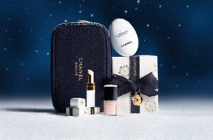 【クリスマスコフレ2025特集】シャネル、YSL、プラダ...。大人がときめく人気の限定コスメ！ | mi-mollet NEWS FLASHBeauty | mi-mollet（ミモレ）