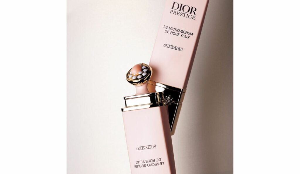 誰もが悩む【疲労感がたまった目元】に華麗で大胆なリバースケアを！ディオール『プレステージ マイクロ セラム ユー』 | Precious.jp（プレシャス）