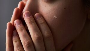 一週間分の脳の疲れとストレスを一発でデトックスできる…医師が週末に勧める動画と音楽のタイプ | PRESIDENT BOOKS | ベストセラー著者と読者をつなぐメディア