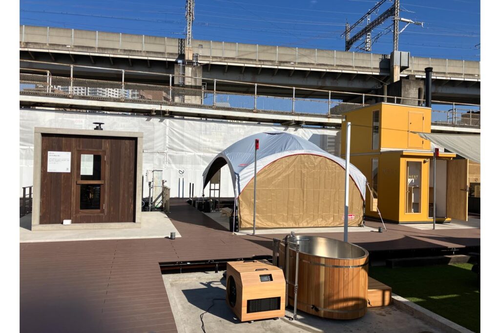 JR大宮駅西口、全国から7種のサウナが集う「リトデポ」 - Impress Watch