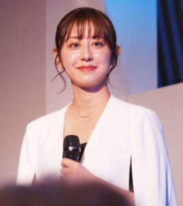 テレ朝斎藤ちはるアナ「大好きな愛未の幸せが私の幸せ」婚約発表の能條愛未を祝福