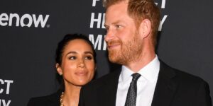 ヘンリー王子、メーガン妃に「連れ回されている」と自覚か　公爵夫人のモノグラム入りのバッグにも不快感 | カルチャー | ELLE ［エル デジタル］