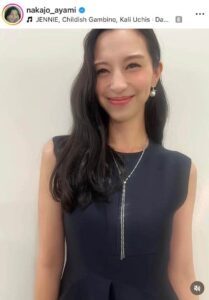 中条あやみ、シックな肩出し黒ドレス姿で色気ダダ漏れ　国宝級美しさに「かわいすぎぃぃ」大絶賛: J-CAST ニュース