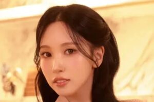 TWICE ミナ「フェンディ」ニットワンピ姿にSNSメロメロ「お嬢様が過ぎる」「違った雰囲気で…」 ラグジュアリーブランドの収益構造を解説 | LIMO