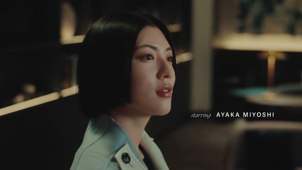 新たな旅のプロローグはここから。三吉彩花と巡る、センチュリオン・ラウンジ｜25ans