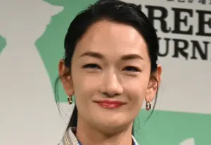 43歳・冨永愛が妊娠発表「新しい命を授かりました」長男と20歳差…お相手は4歳下の俳優・山本一賢 – スポニチ Sponichi Annex 芸能 43歳・冨永愛が妊娠発表「新しい命を授かりました」長男と20歳差…お相手は4歳下の俳優・山本一賢 - スポニチ Sponichi Annex 芸能