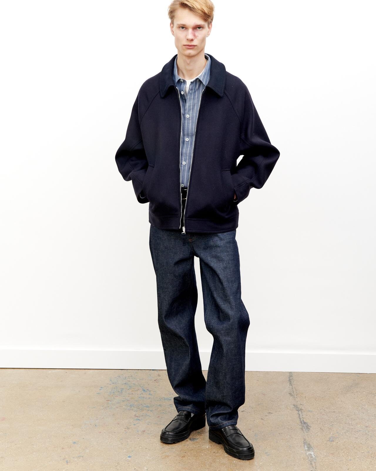 A.P.C. 2025-26年秋冬コレクション - クリーンに着こなすデニムスタイル｜写真4