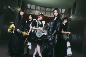 BAND-MAID、米人気音楽雑誌『OUTBURN』表紙に小鳩ミクが登場!全公演ソールドアウトの全国ツアー『BAND-MAID TOUR 2025』ファイナル公演の全世界配信も決定! | PONY CANYON NEWS – ポニーキャニオン BAND-MAID、米人気音楽雑誌『OUTBURN』表紙に小鳩ミクが登場!全公演ソールドアウトの全国ツアー『BAND-MAID TOUR 2025』ファイナル公演の全世界配信も決定! | PONY CANYON NEWS – ポニーキャニオン