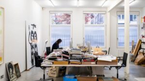 【イルマ・ボーム独占取材】ブックデザインの解はコンテンツにあり。レジェンドが本づくりの真髄を語る｜Pen Online