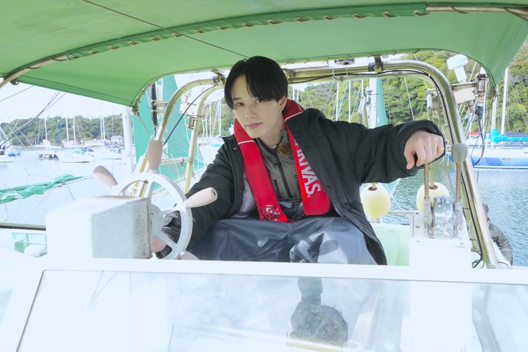 超特急の冠バラエティ番組『超特急の撮れ高足りてますか？』の企画で メンバーの12号車 マサヒロが「１級小型船舶操縦士免許」を取得！ トレタリ釣り部発足！ - fujitv.co.jp