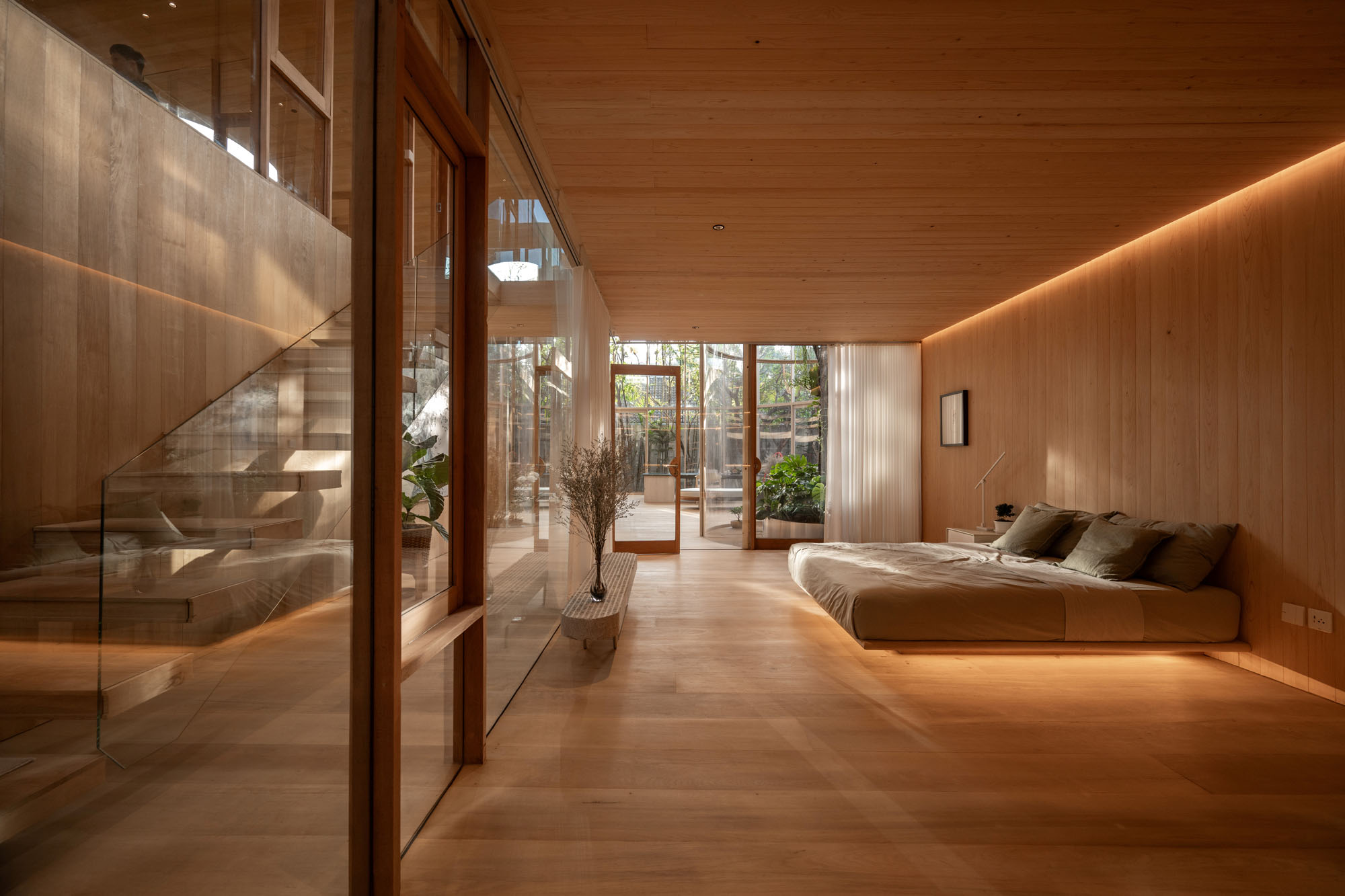 〈テラリウムハウス(Terrarium House)〉Unknown Surface Studio