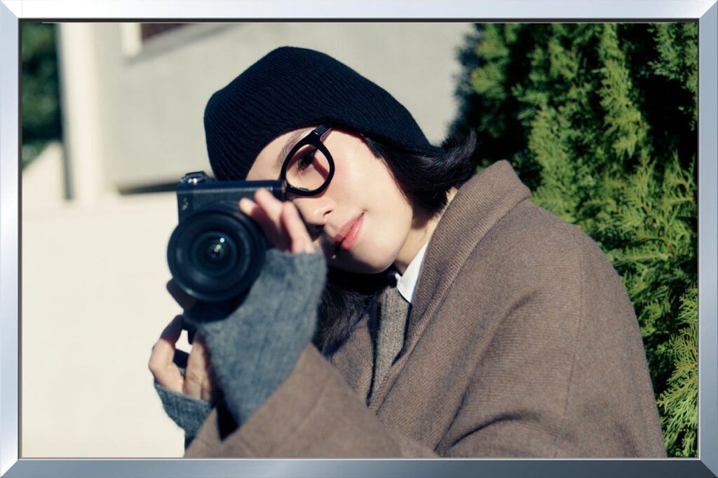 【写真展開催！】俳優・飯豊まりえがフルサイズ一眼カメラ「LUMIX S9」で日々を切り取った！ | FORZA STYLE｜ファッション＆ライフスタイル[フォルツァスタイル]