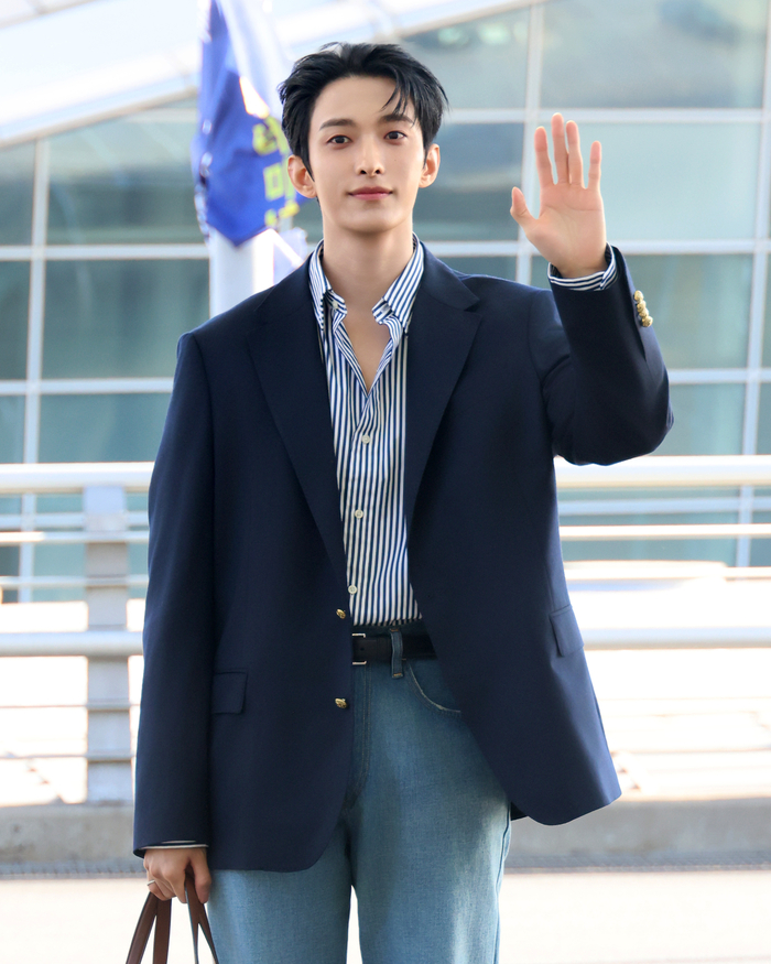 SEVENTEEN ドギョム。写真