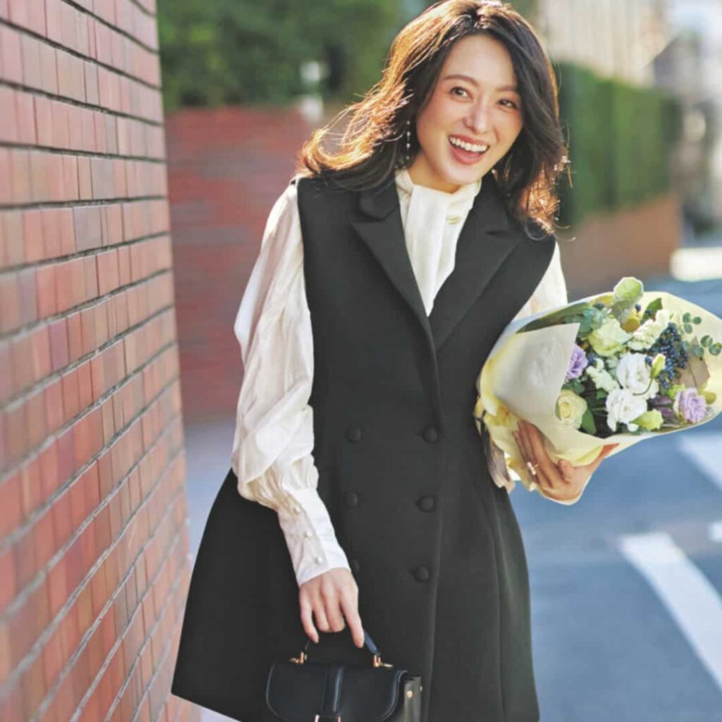 【40代の卒入コーデ】ときめき重視で選ぶ！気分高まる「ハレの日服」10選 – STORY [ストーリィ] オフィシャルサイト