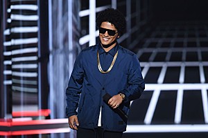 ブルーノ・マーズ、4thソロ・アルバム『The Romantic』を2/27に発売 - Billboard JAPAN