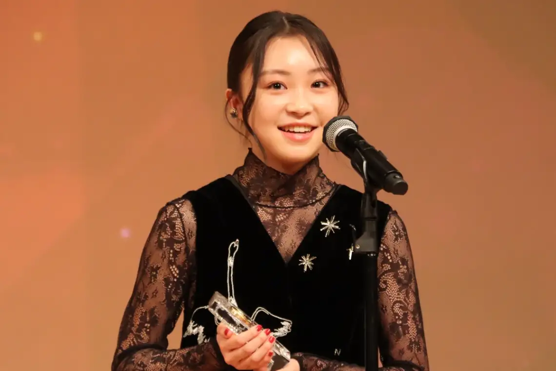 「2026年 第50回エランドール賞」授賞式に出席した新井美羽さん