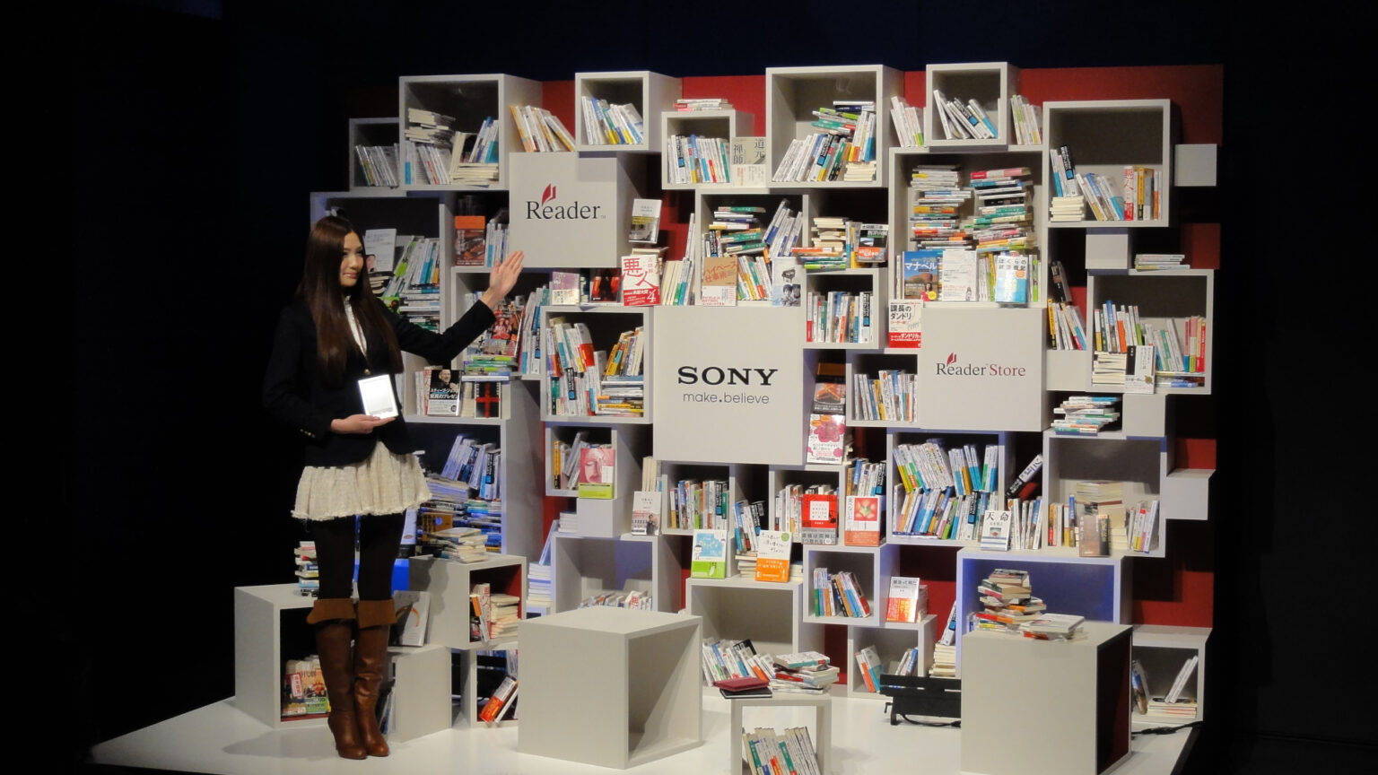 【山田祥平のRe:config.sys】なんちゃって電子書籍の面目躍如 – PC Watch 【山田祥平のRe:config.sys】なんちゃって電子書籍の面目躍如 - PC Watch