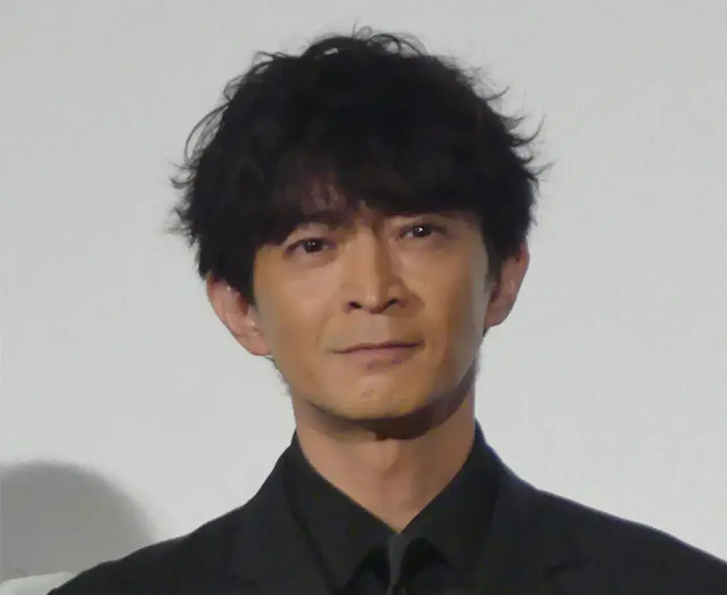 津田健次郎「本当に戦友」と呼ぶ12歳下の人気俳優明かす　昨年大河で共演「うれしかったですね」 - スポニチ Sponichi Annex 芸能