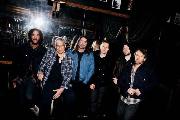 Foo Fighters（フー・ファイターズ）『Your Favorite Toy』新ドラマーが正式加入してから初となる通算12作目のアルバム