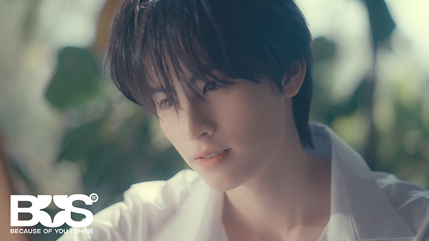 AA「blue」で見せる繊細な表現力。BUS COVER PROJECTよりyung kaiの名曲をカバー。 - タイナウ！ Thainow