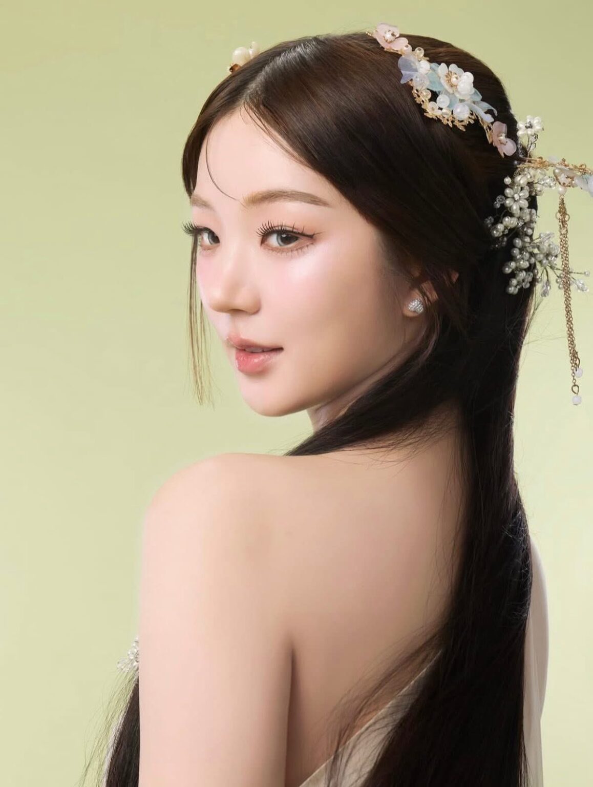 【タイ女優】ターヌン、幻想的な“女神ビジュアル”でファンを魅了!「人間か天使か」絶賛の声が殺到 – タイナウ! Thainow タイナウ! Thainow