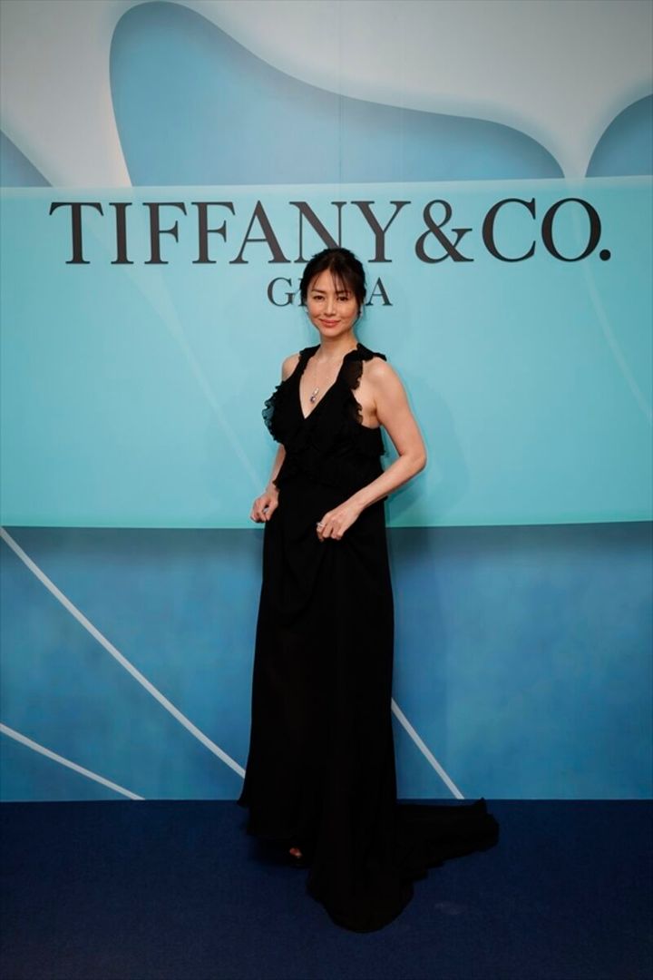 井川遥、年齢を重ねるほど深みを増す美しさ…40代美人女優ランキングで1位に 注目の記事をピックアップ