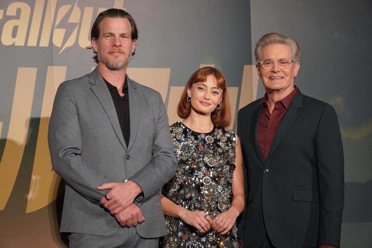 画像: （左から）ジョナサン・ノーラン、エラ・パーネル、カイル・マクラクラン ＊写真はインタビュー前日に開催された来日舞台挨拶のもの