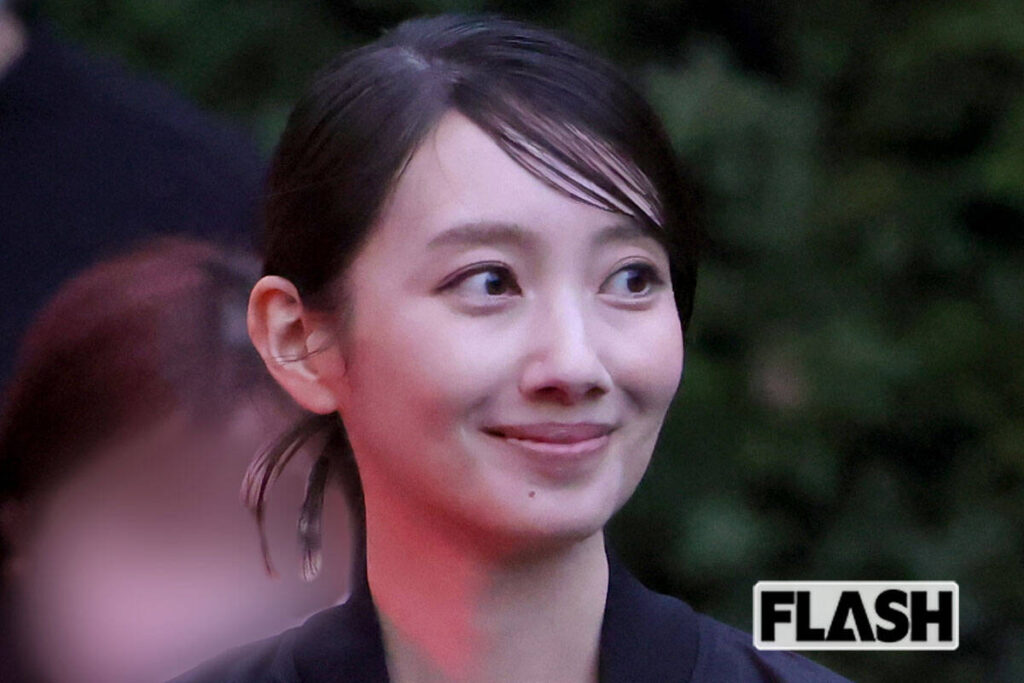 波瑠、新ドラマでの“和装姿”をファンが絶賛…結婚発表後も出演作途切れず公私ともに絶好調 | Smart FLASH/スマフラ[光文社週刊誌]