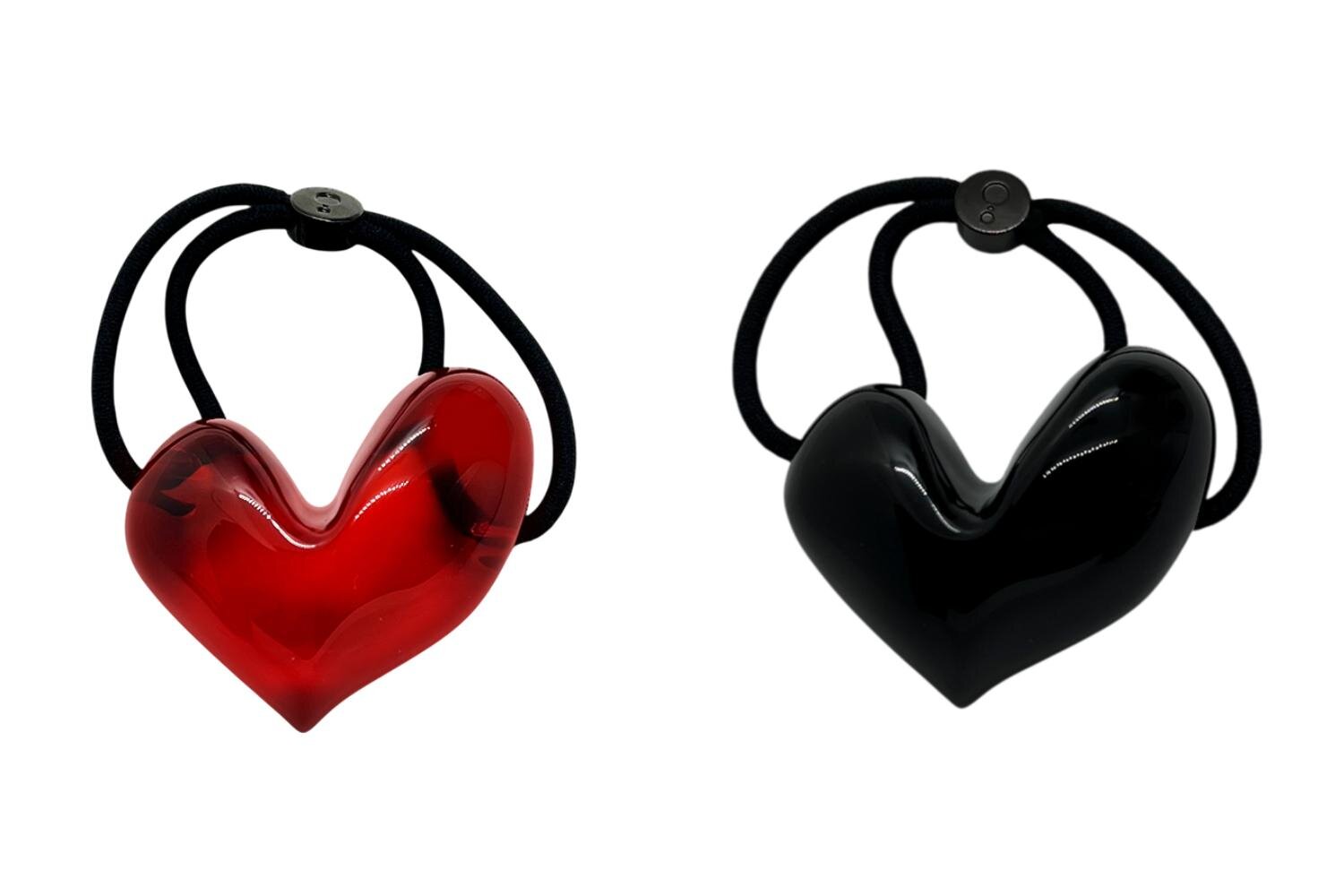 「ハート ドロップ ポニー カフ」スモール 6,930円、ミディアム 9,900円、ラージ 13,200円