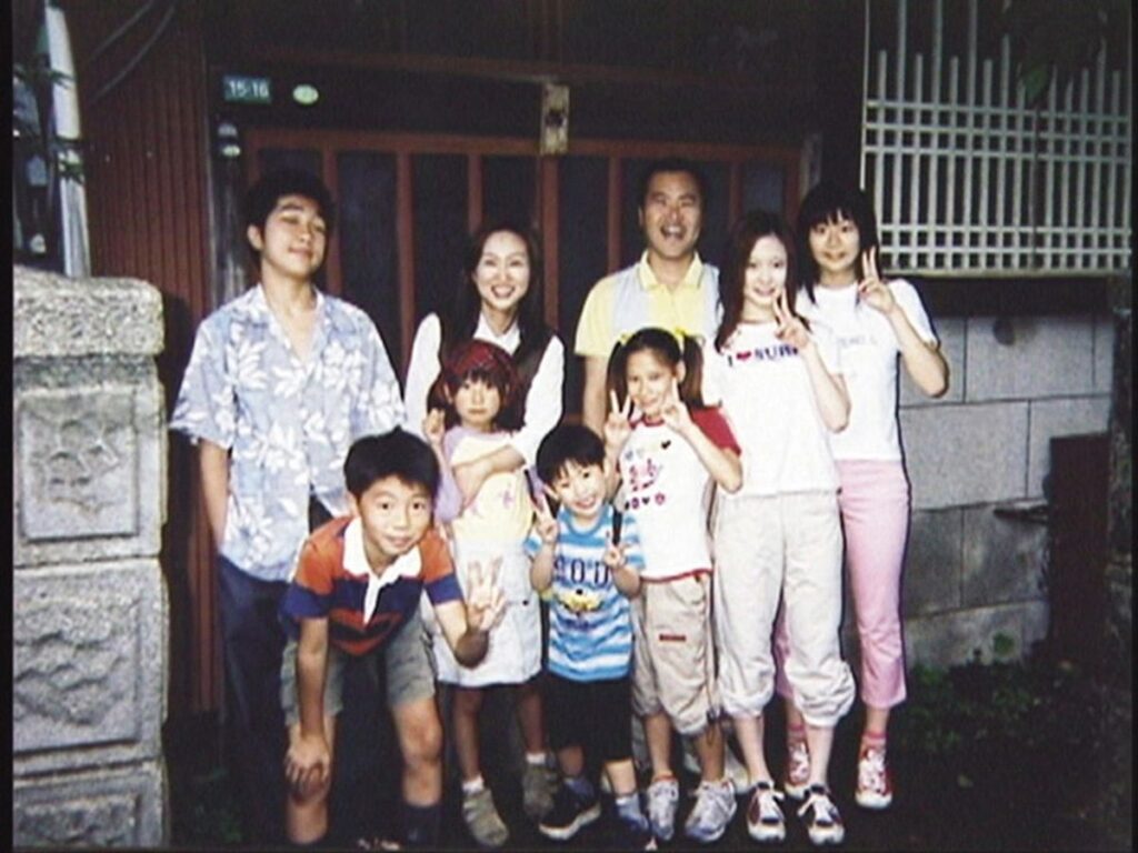 フェイクニュースの時代に戻ってきた伝説のコンテンツ…「放送禁止」を大勢が信じ、翻弄された理由とは？｜最新の映画ニュースならMOVIE WALKER PRESS