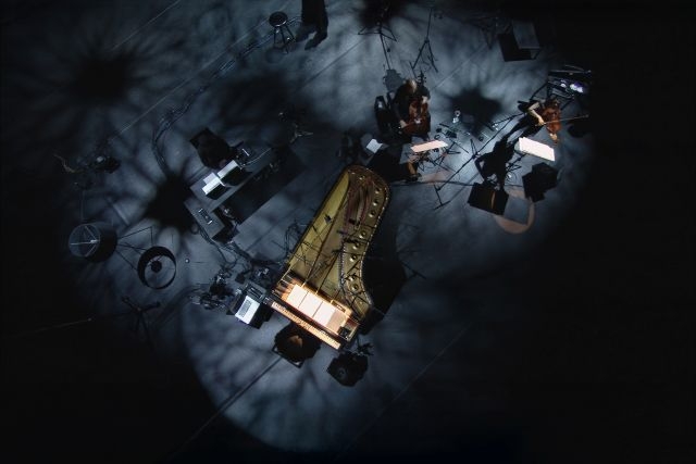 坂本龍一の映画『Trio Tour 2012』より、被災地への支援曲ほか2曲の映像公開