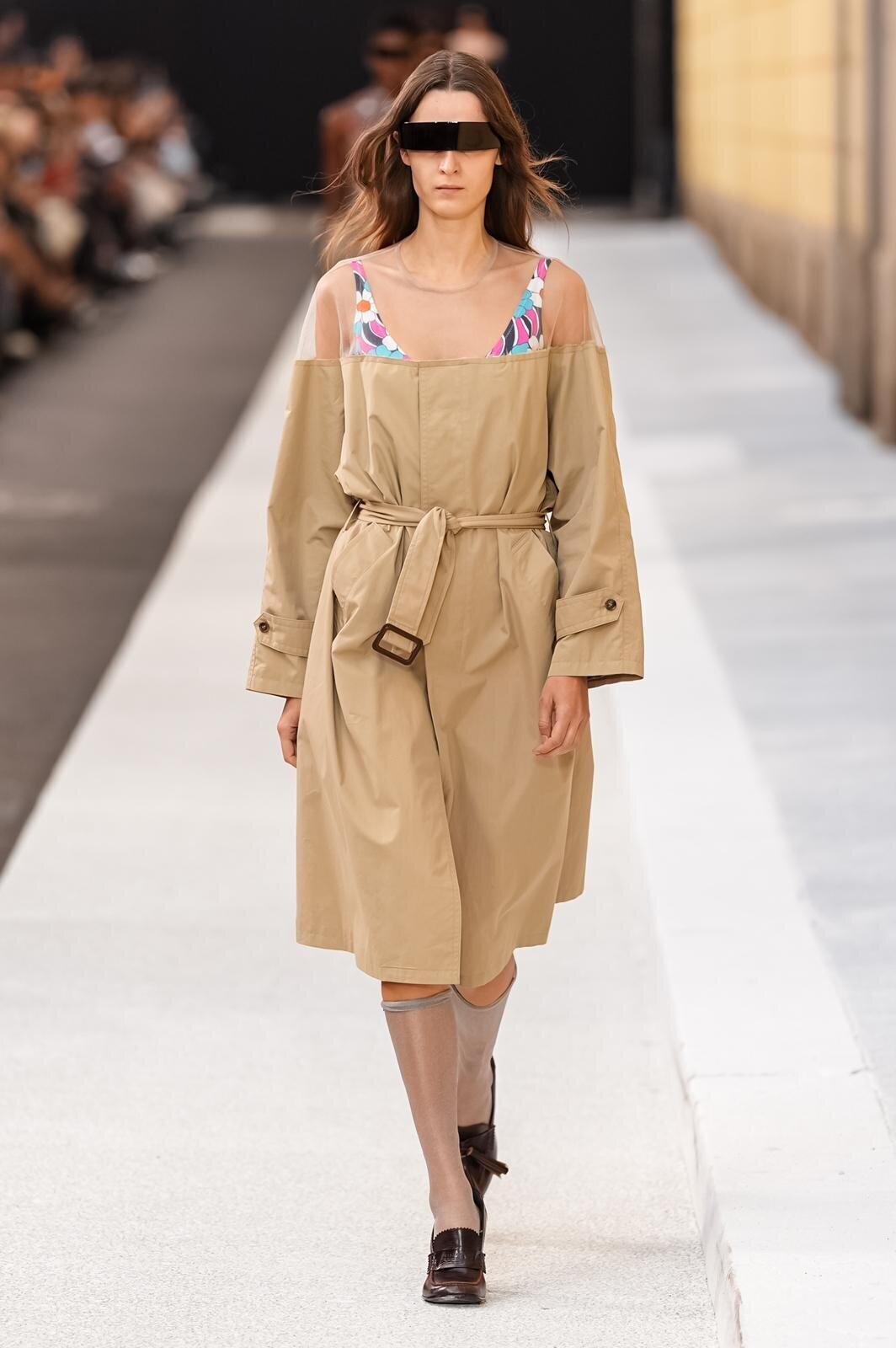 ドレス 228,800円