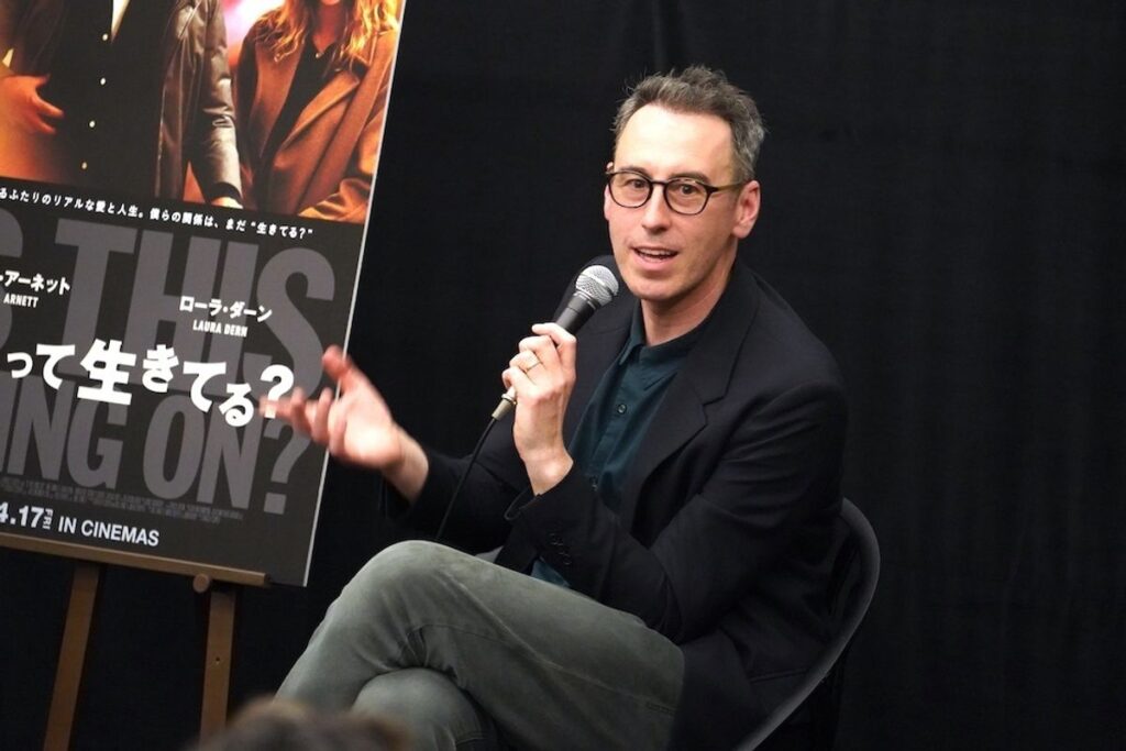 映画『これって生きてる？』がもっとおもしろくなる！東京唯一のコメディクラブ主催・BJ Foxが語るスタンダップコメディの魅力｜最新の映画ニュースならMOVIE WALKER PRESS