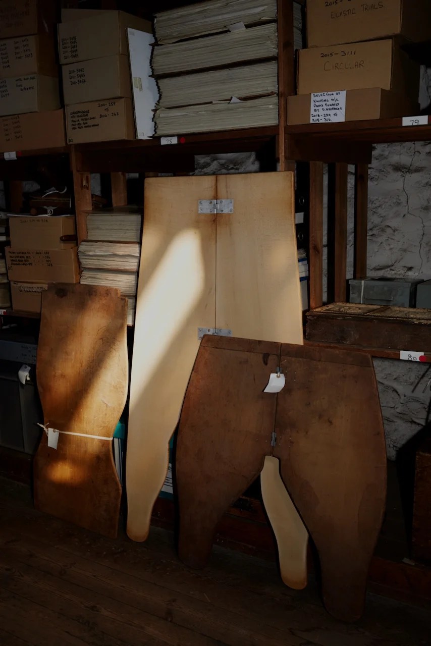 240年以上の歴史を持つジョン スメドレーのアーカイブが銀座へ“THE ARCHIVES"アーカイブニット展