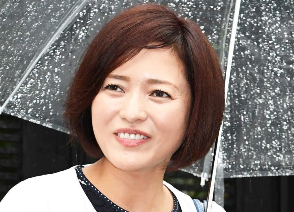 もはや宮殿！三田寛子 ＪＡＬファーストクラスで帰国 完全個室の想像絶する高級空間、料理もワインも極上すぎる - デイリースポーツ