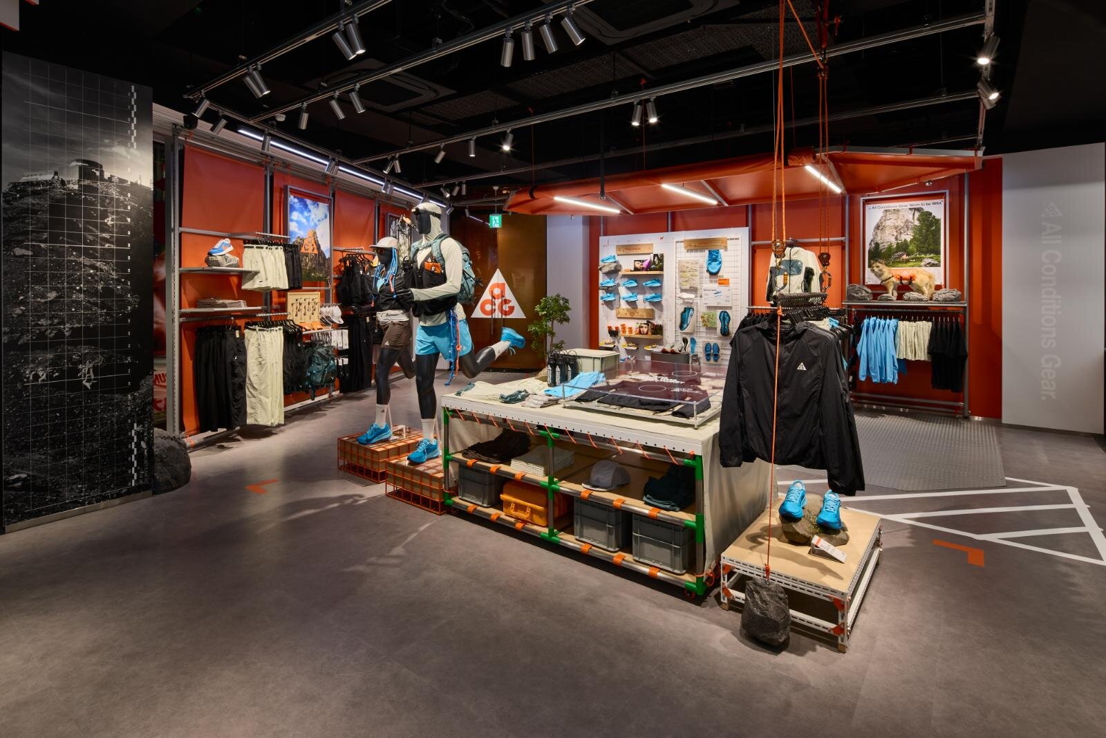 ナイキ(NIKE) ナイキ 新宿｜写真9