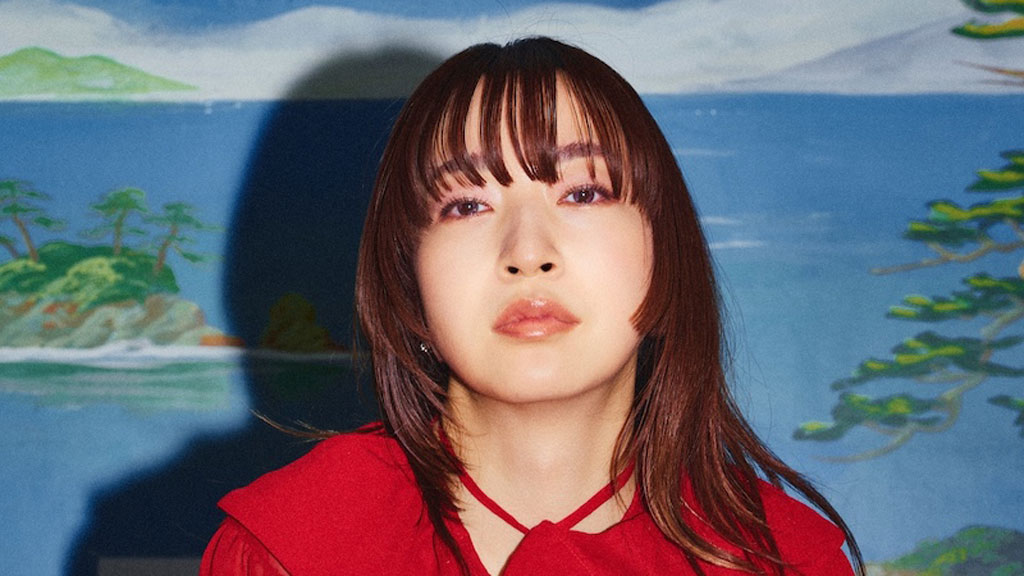 ヒグチアイ、ドラマ『対決』主題歌「ひと匙」デジタルリリース決定。かが屋・加賀翔撮影の新ビジュアルも公開 | BARKS