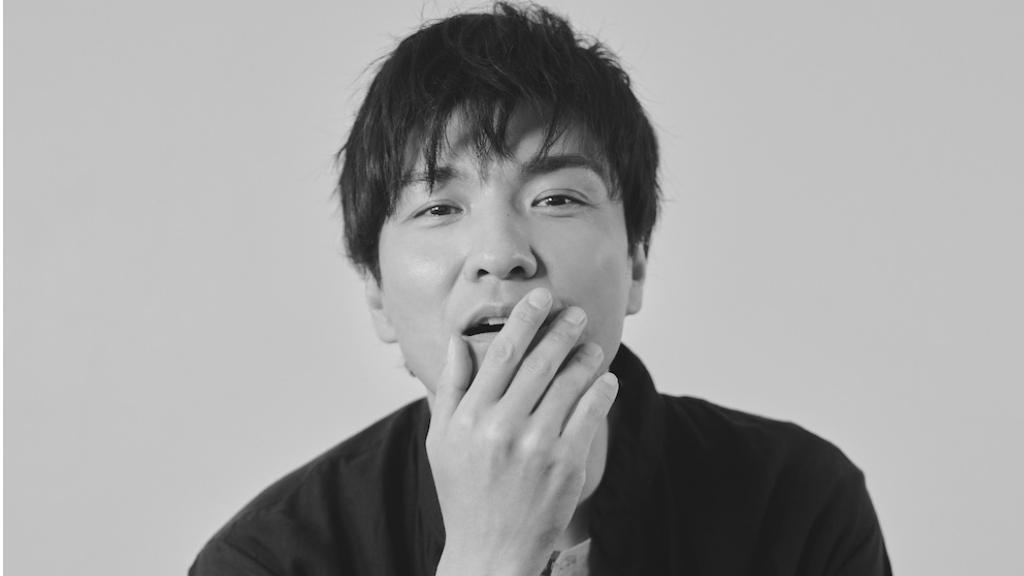 森山直太朗、主演・岡⽥将⽣のドラマ『⽥鎖ブラザーズ』主題歌「愛々」のMV公開決定 | BARKS