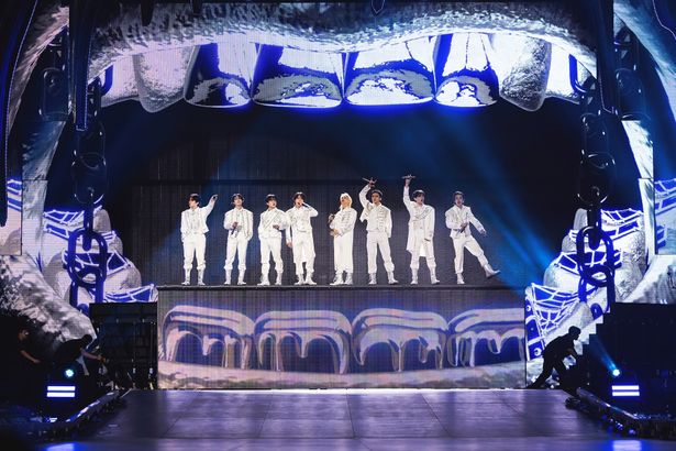 ロサンゼルスのSoFiスタジアムでの歴史的な公演を収録！(『Stray Kids : The dominATE Experience』)