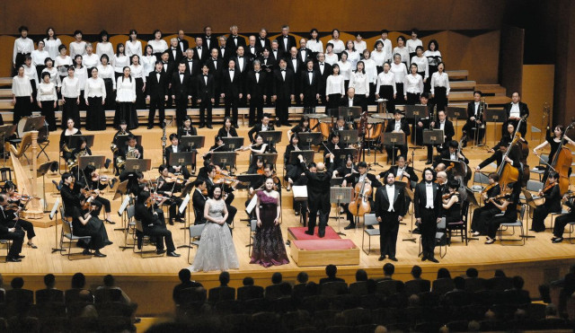 OEK定演500回 歓喜の第九 金沢「音楽で愛 届け続ける」(中日新聞Web)|dメニューニュース(NTTドコモ) OEK定演500回 歓喜の第九 金沢「音楽で愛 届け続ける」