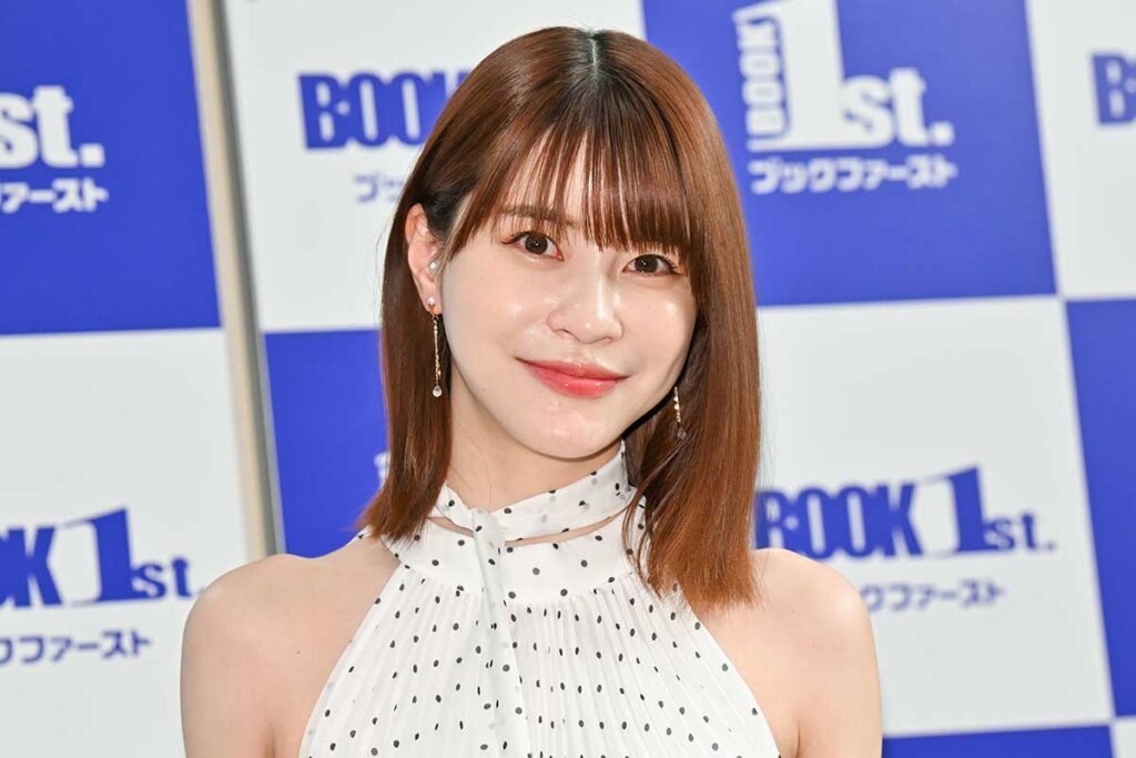 岸明日香、芸能活動15年は「紆余曲折あった」 ”完全どすっぴん”表紙に母からひと言「うそつくな」 | ENCOUNT イベントに出席した岸明日香【写真:ENCOUNT編集部】