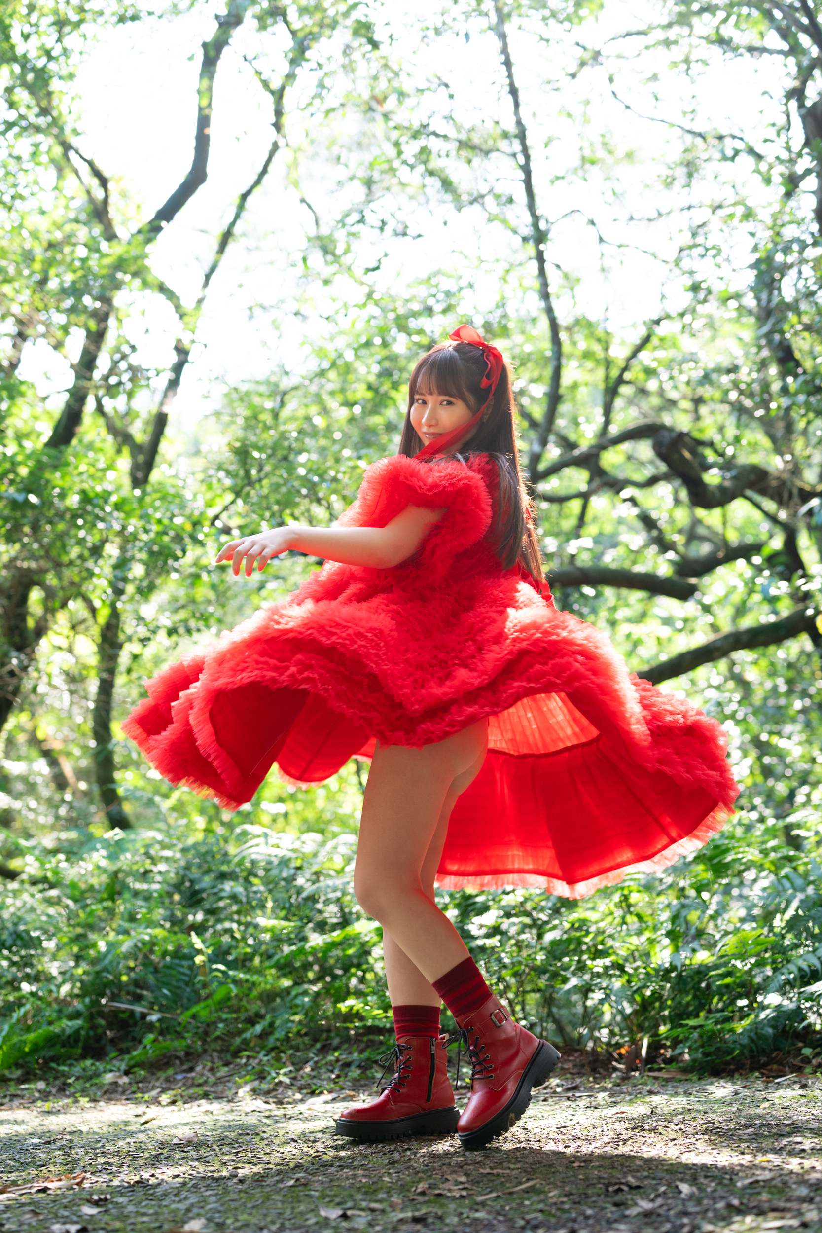 小野六花