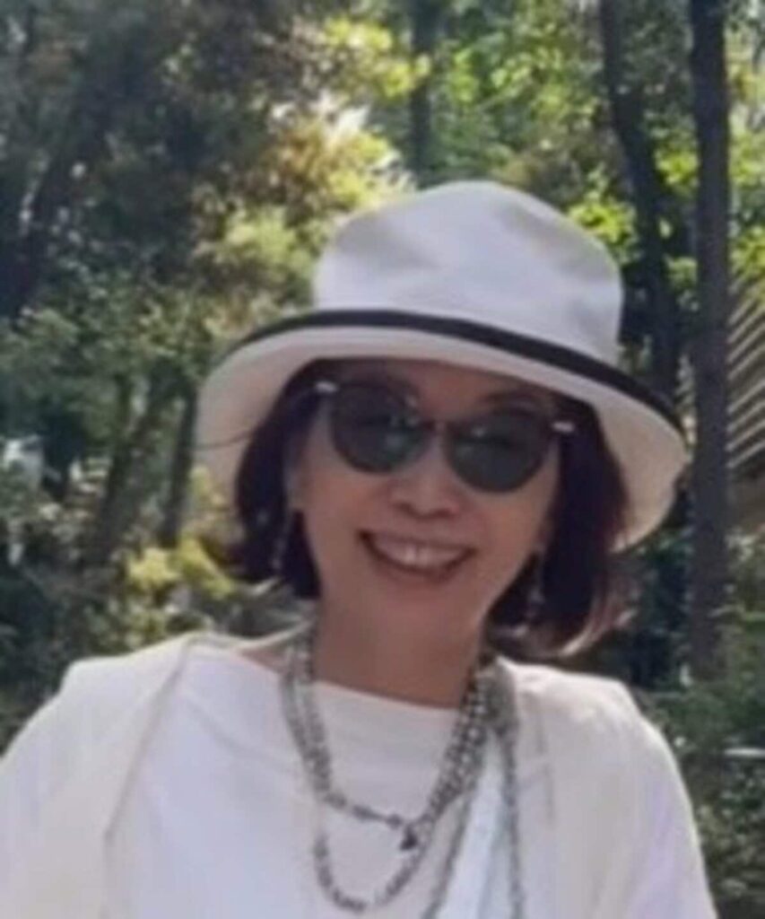 【75歳マダム】自作ジレを使った「映画鑑賞コーデ」がハイセンス!初夏らしい着こなしに「爽やか~」「素敵」の声 年金受給生活者の暮らしのリアルは?65歳以上の単身無職世帯の家計収支を紹介 | LIMO | くらしとお金の経済メディア 【75歳マダム】自作ジレを使った「映画鑑賞コーデ」がハイセンス!初夏らしい着こなしに「爽やか~」「素敵」の声 年金受給生活者の暮らしのリアルは?65歳以上の単身無職世帯の家計収支を紹介 | LIMO | くらしとお金の経済メディア