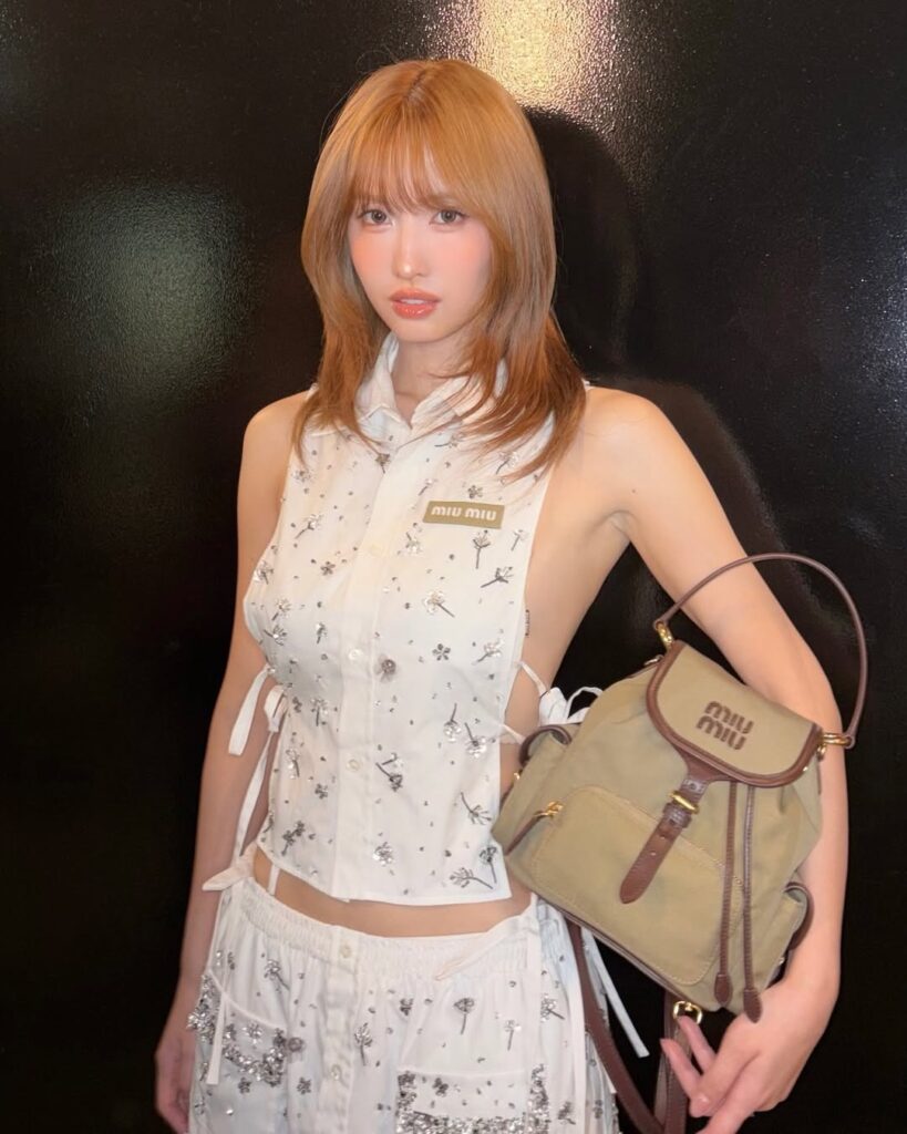 TWICE モモ、サイドガラ空きな大胆コーデに反響「セクシー」「心持っていかれた」（エンタメNEXT） - Yahoo!ニュース