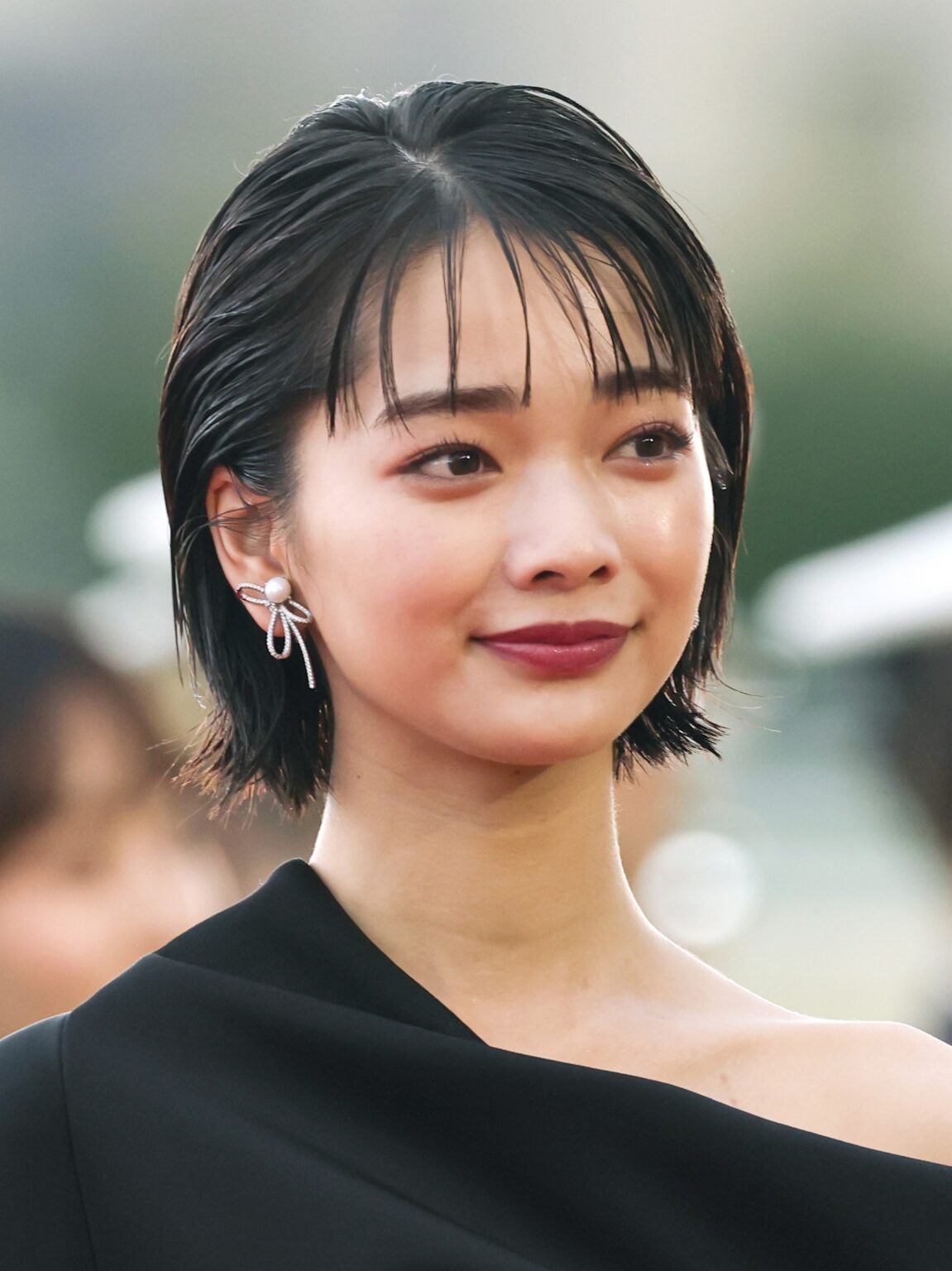 NHK『風、薫る』「いい人でなければ死んでもいいのですか？」の問いに反響。バーンズ好演のエマ・ハワードとは何者か - Yahoo!ニュース
