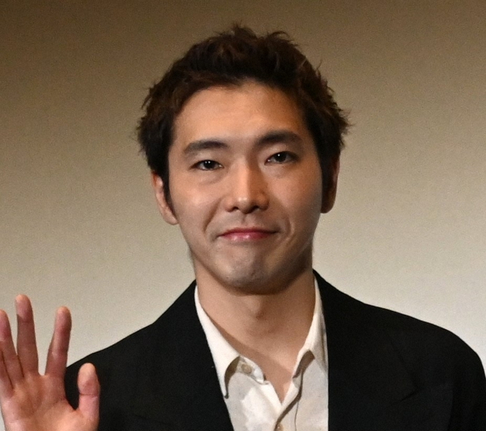 柄本佑が明かす、妻・安藤サクラの仰天行動 寝ている義父母の間に…「入りたくなったんじゃないですか?」(スポニチアネックス) – Yahoo!ニュース 柄本佑が明かす、妻・安藤サクラの仰天行動 寝ている義父母の間に…「入りたくなったんじゃないですか?」(スポニチアネックス) - Yahoo!ニュース
