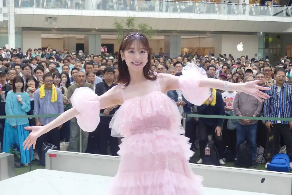 柏木由紀　ソロ名義初のリリイベで“歌手”をアピール　「夢のステージに立ててうれしかった」と感謝 - スポニチ Sponichi Annex 芸能